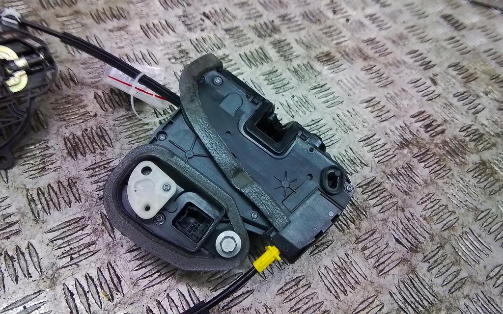 фото №7, Opel astra k замок дверь задняя правый 13598385