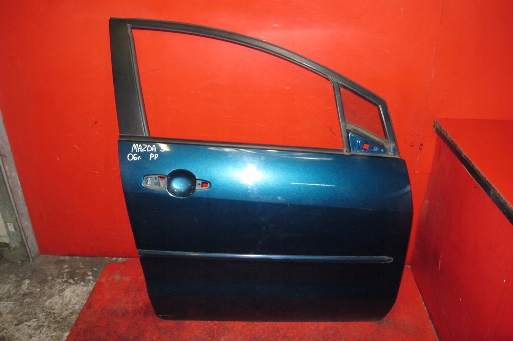 фото №1, Mazda 5 cr19 05- дверь правое перед передние 32c