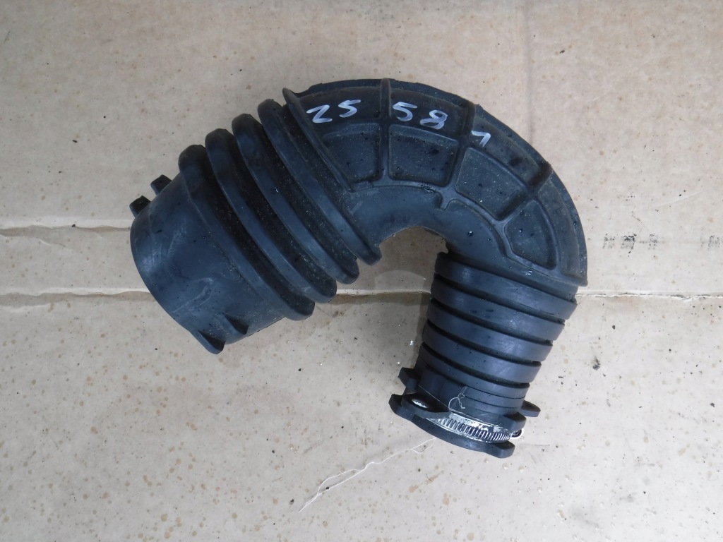 фото №1, Труба впуску повітря audi a6 c6 2.0 tdi