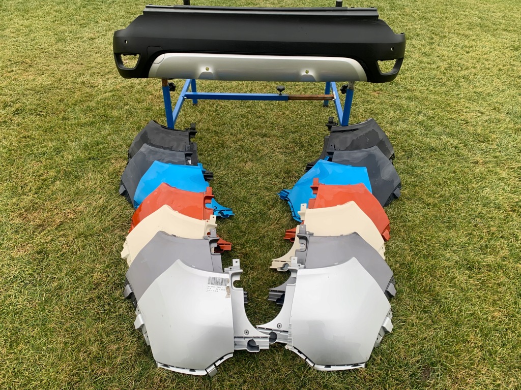 фото №1, Бампер renault captur уголок разные цвета