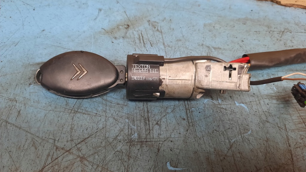 фото №5, Замок зажигания ключ citroen c5 i 00-04r