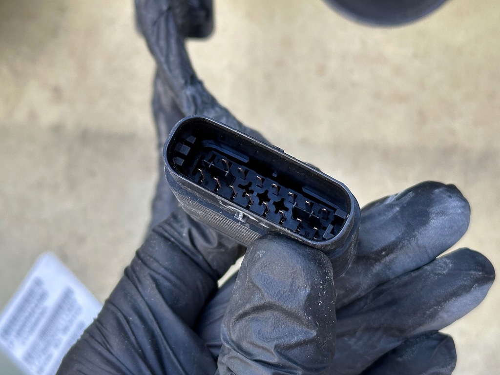 фото №11, Dodge challenger 2021 бампер задній