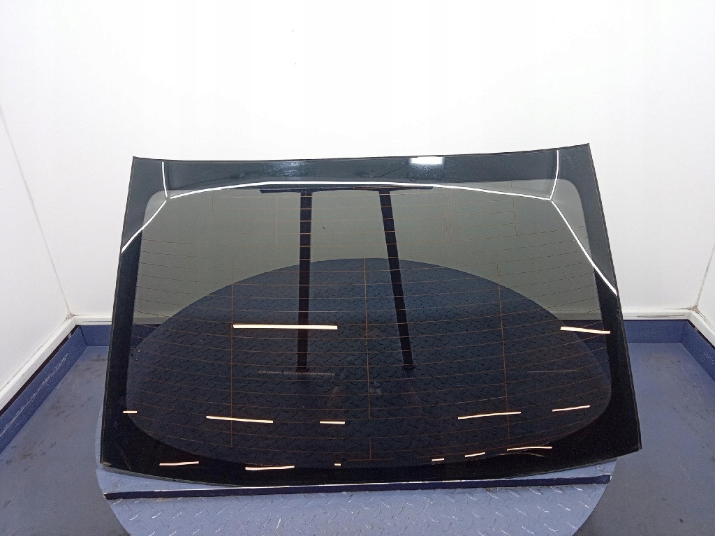 фото №1, Mazda 3 iii bm sedan стекло задняя