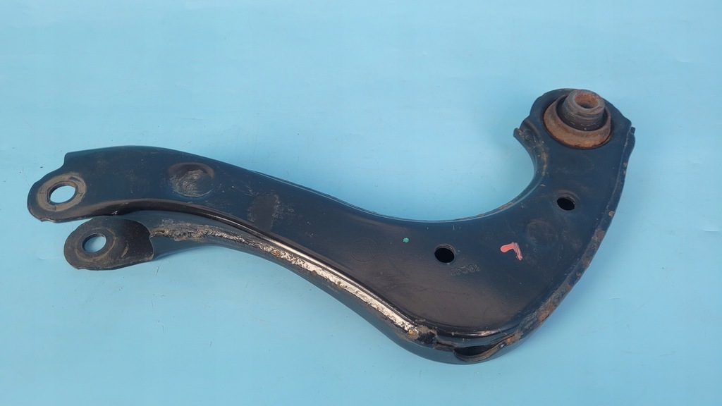 фото №10, Suzuki swace 1.8 hybrid 21r важіль лівий задня