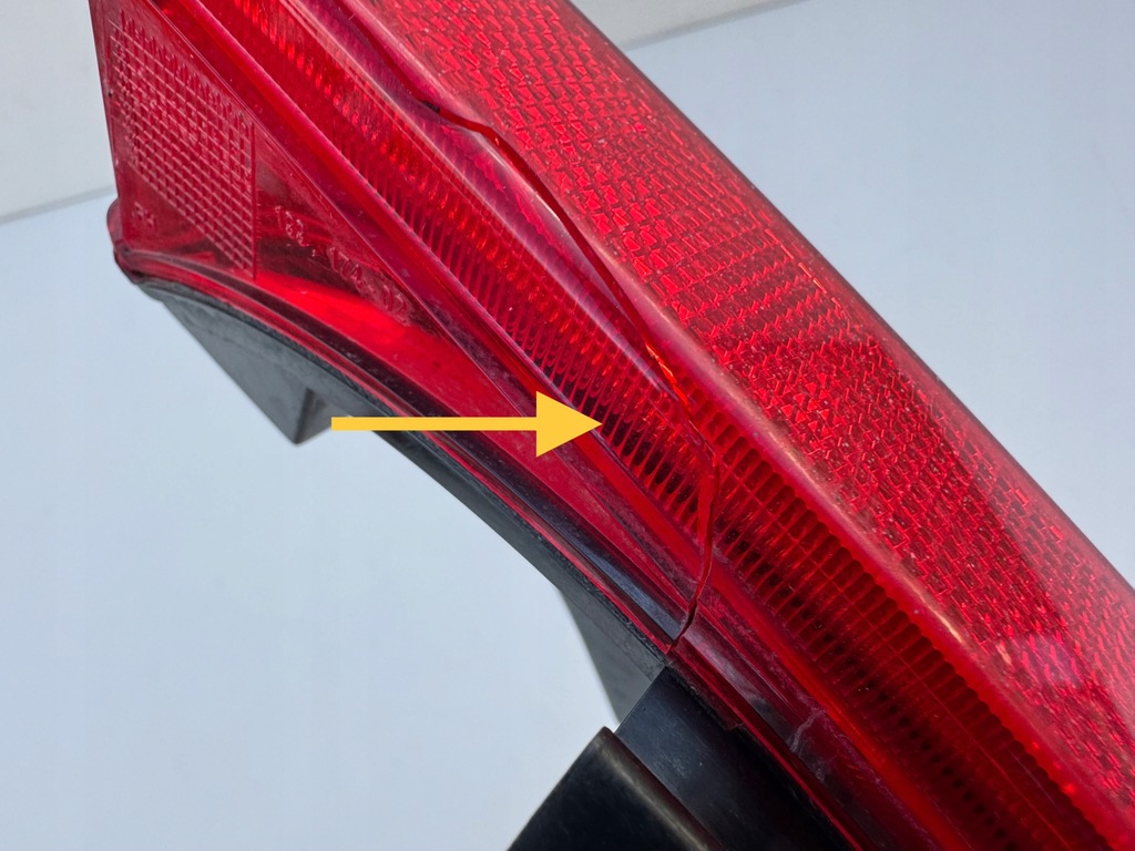 фото №10, Land rover discovery sport 14r- протитуманна фара правий задня задній правий