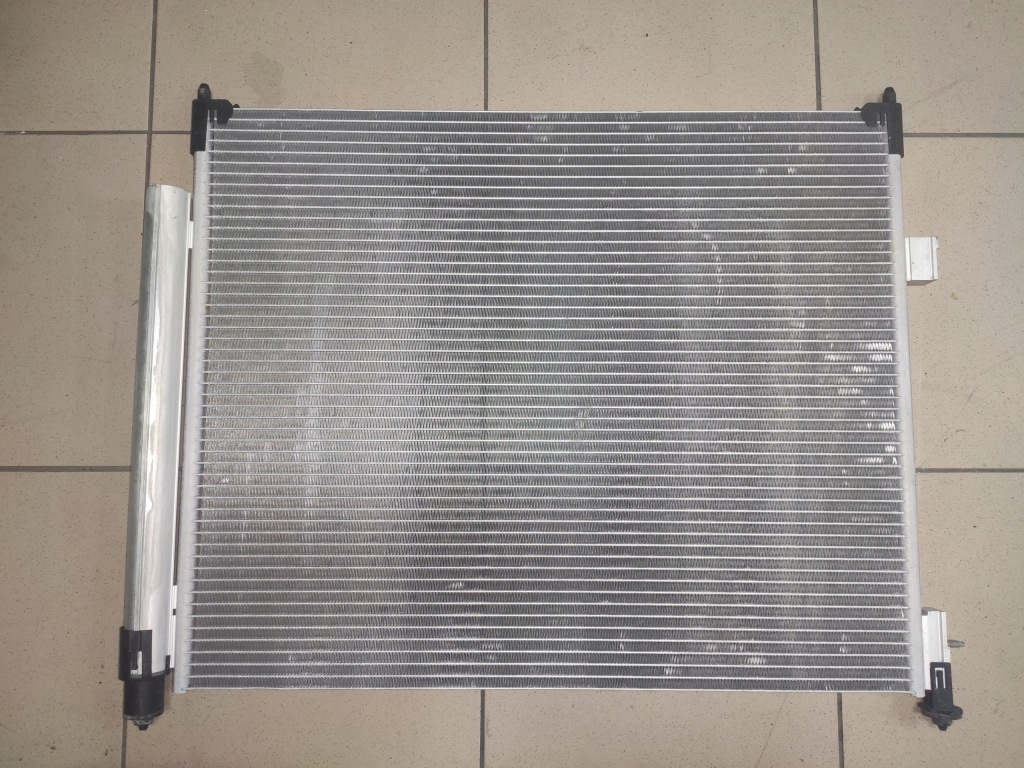 фото №1, Jaguar f-pace x761 range rover velar радиатор кондиционера m8a2-19710-ac
