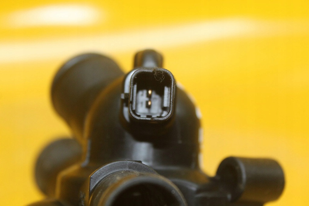 фото №8, Корпус термостата citroen ds3 peugeot 1.6 thp 5f04 v753452180-08