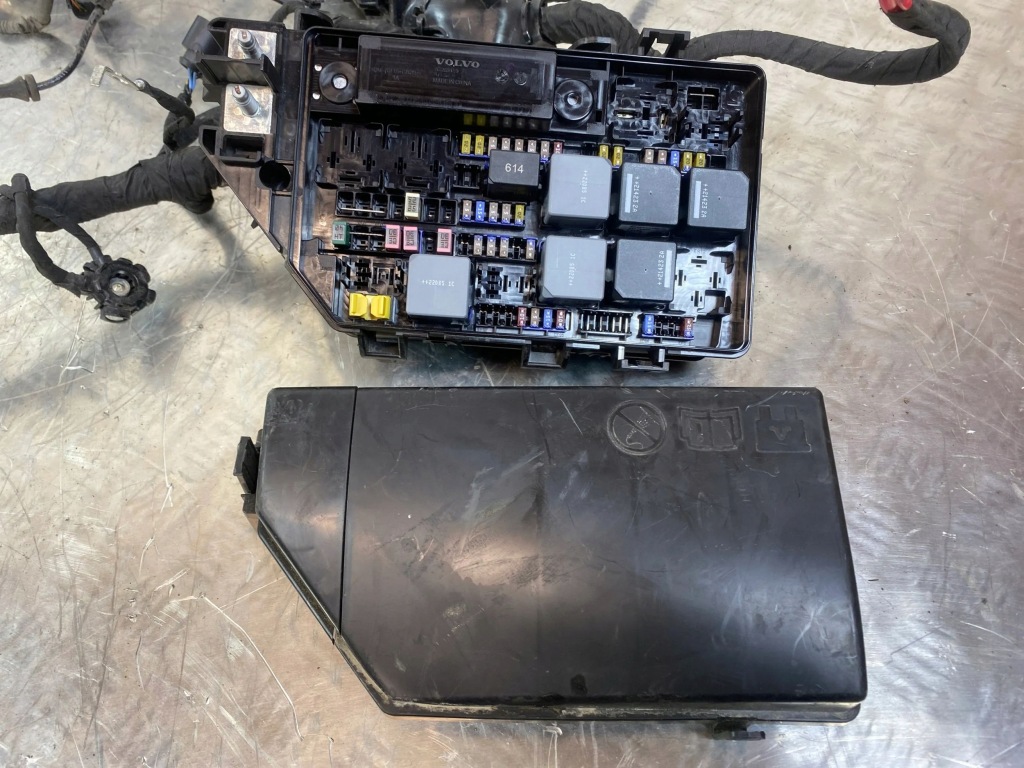 2023 polestar 2 жгут двигателя 672256542 Оригинал