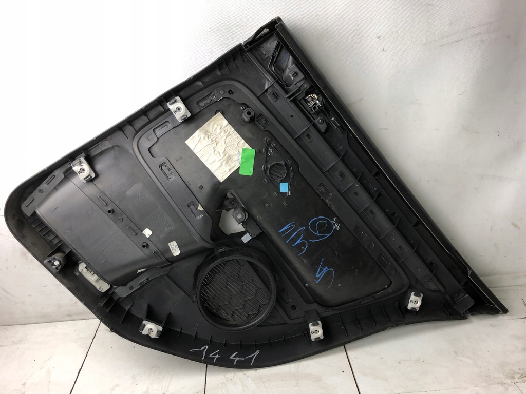 фото №8, Vw jetta обшивка обивка дверь левый задняя 1k5867211