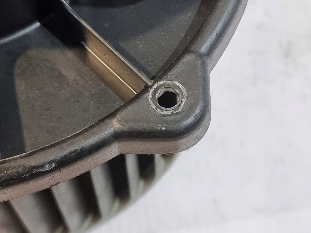 фото №9, Воздуходувка вентилятор обдув audi a6 c5 00r