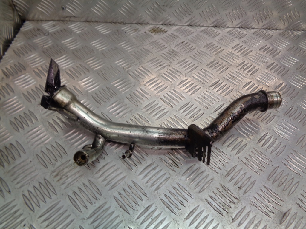 фото №1, Заливная горловина масла fiat stilo 1.6 16v