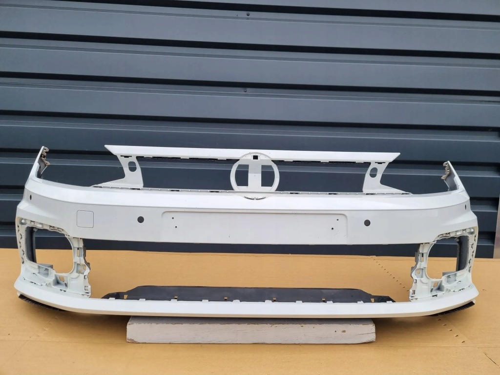 фото №1, Vw polo vi gti 2017- бампер перед оригинал a031