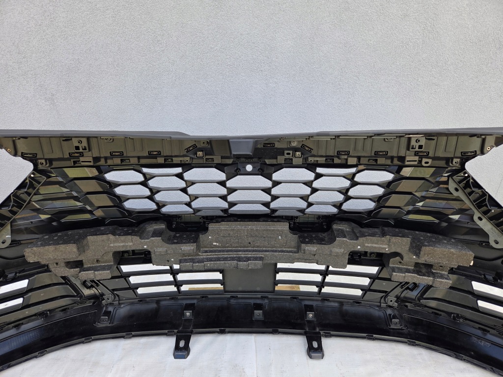 Бампер передній перед kia sportage v line 2021- 4x pdc камера Оригінал