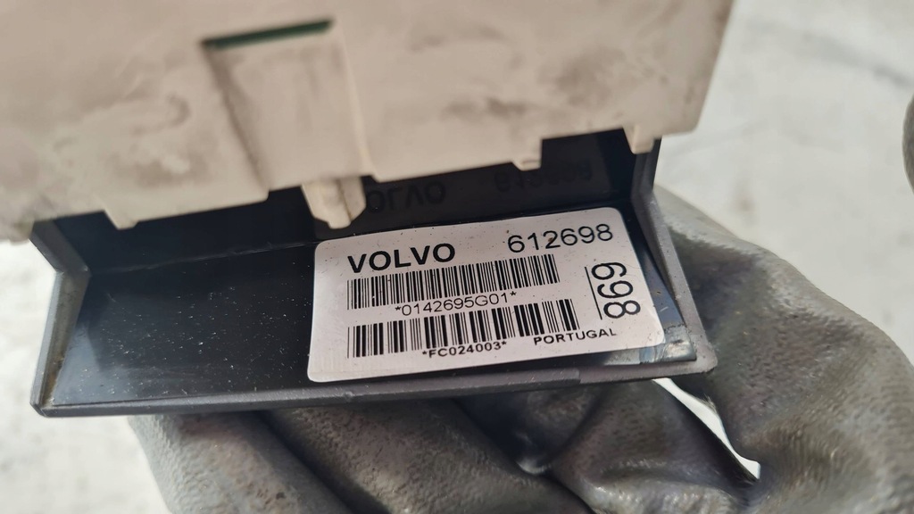 фото №9, Панель обдув volvo v40 s40 i 612698 europa