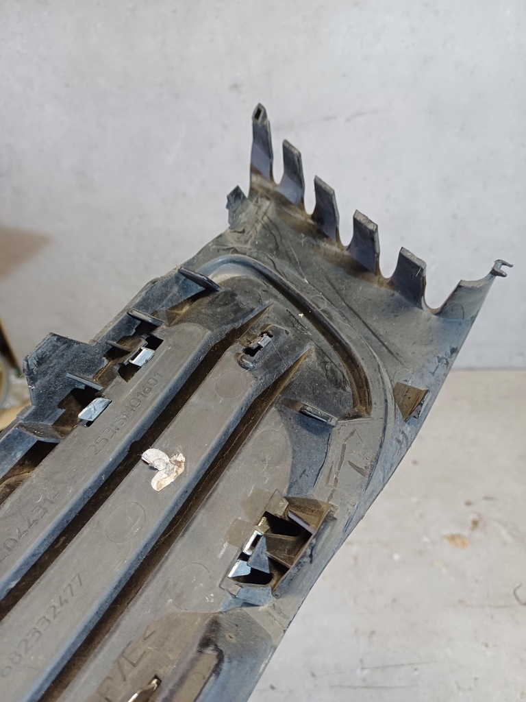 фото №8, Решётка бампера левая citroen c3 picasso nr. 9682332477