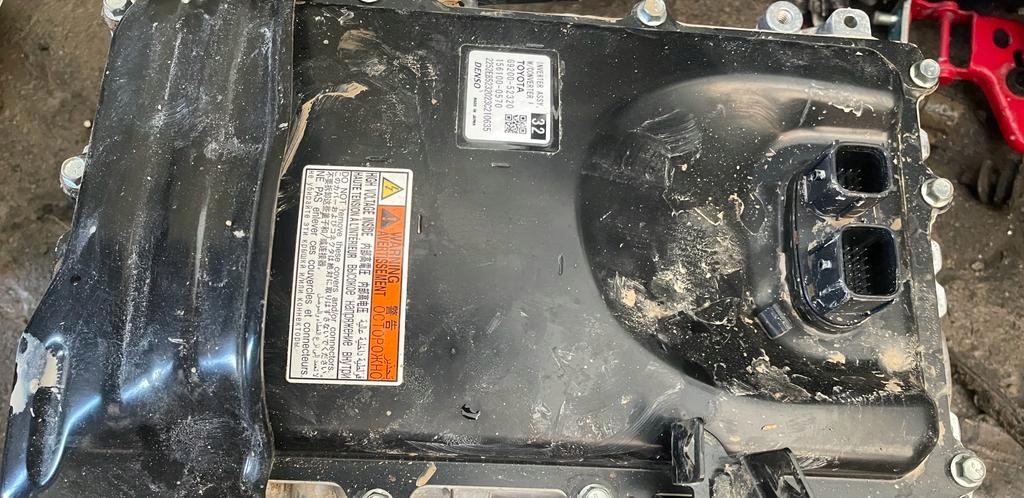 фото №1, Toyota yaris iv гібрид інвертор