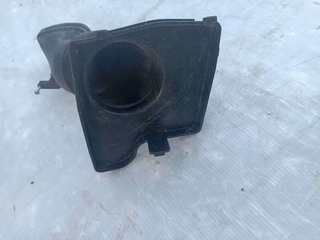 фото №2, Audi a8 d4 труба всмоктувальна повітря 4h0129509c