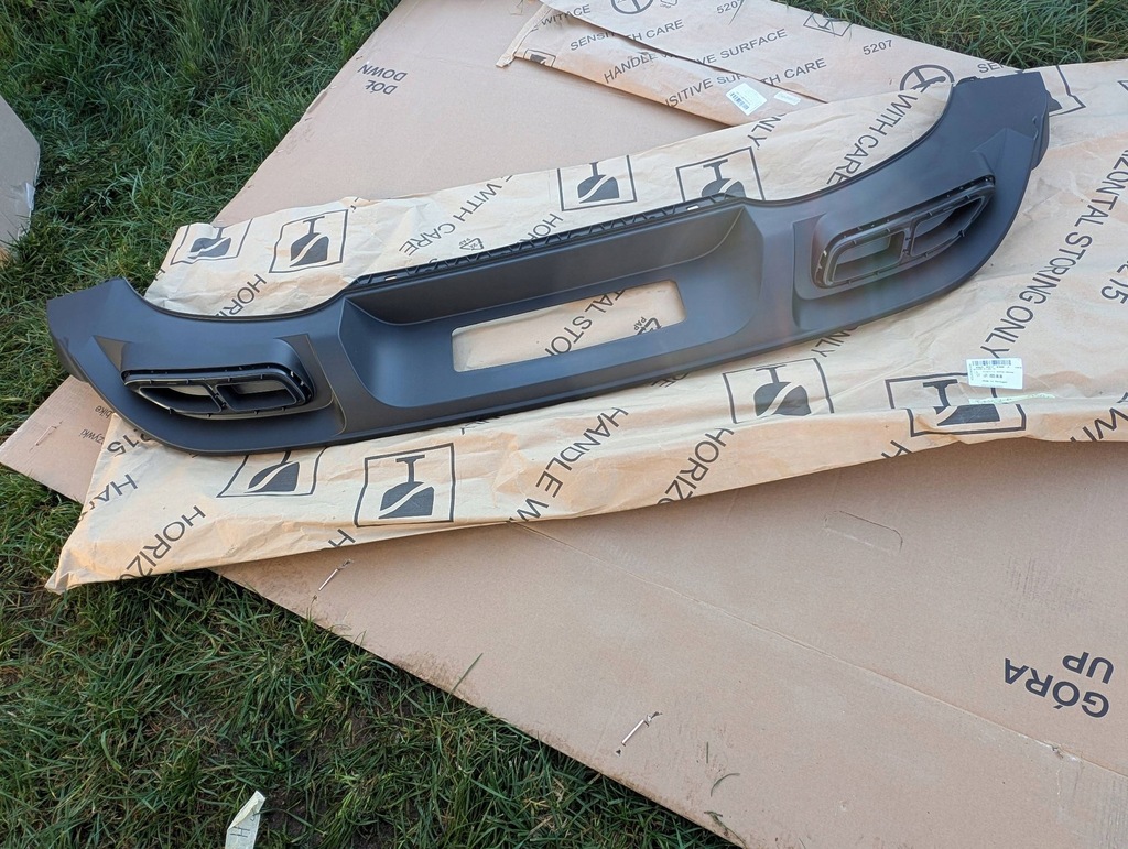 фото №1, Vw t-roc lift r-line 2021- спойлер дифузор накладка бампера задня 2ga807568j