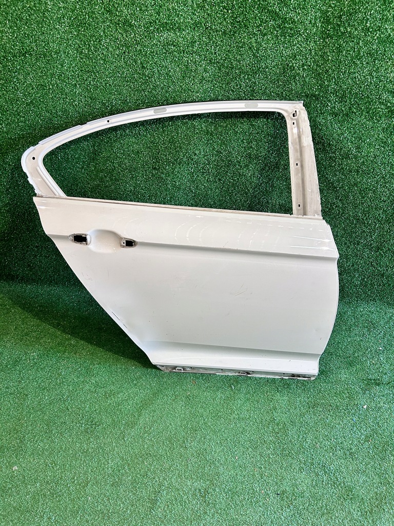фото №1, Дверь задние правое vw psassat b8 sedan