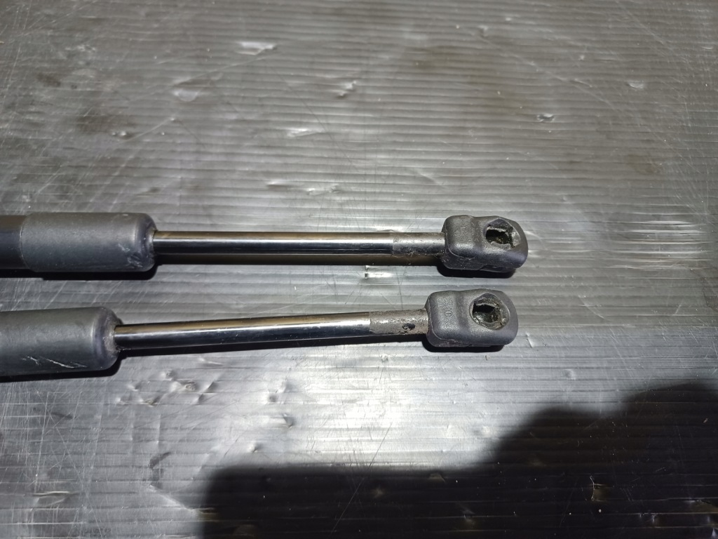 Привод амортизатор капот левый правый комплект bmw x5 f15 7308065 Недорого