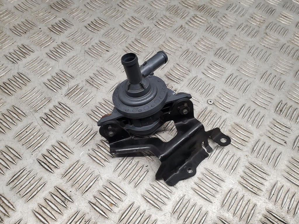 фото №5, Lexus nx nx200t 2.0 turbo 161b036010 насоса wody