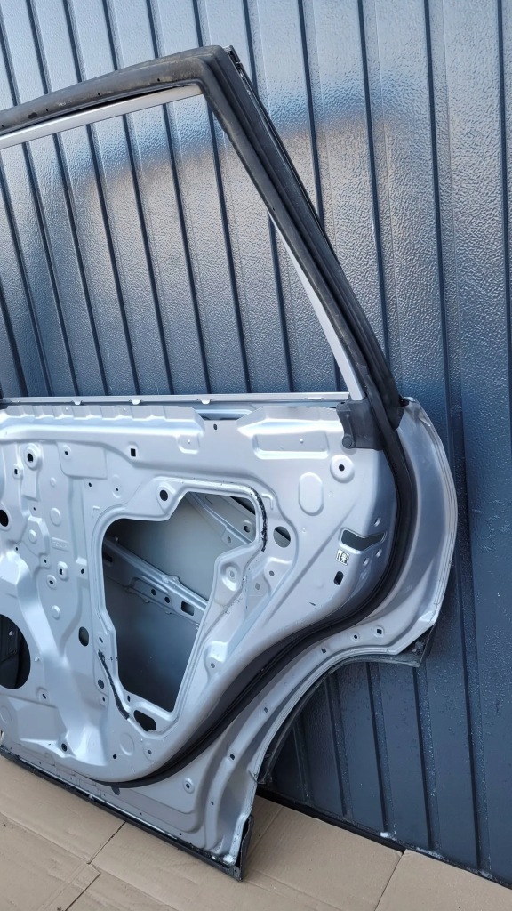 фото №10, Toyota rav4 v 5 18+ дверь задняя задние правое fv