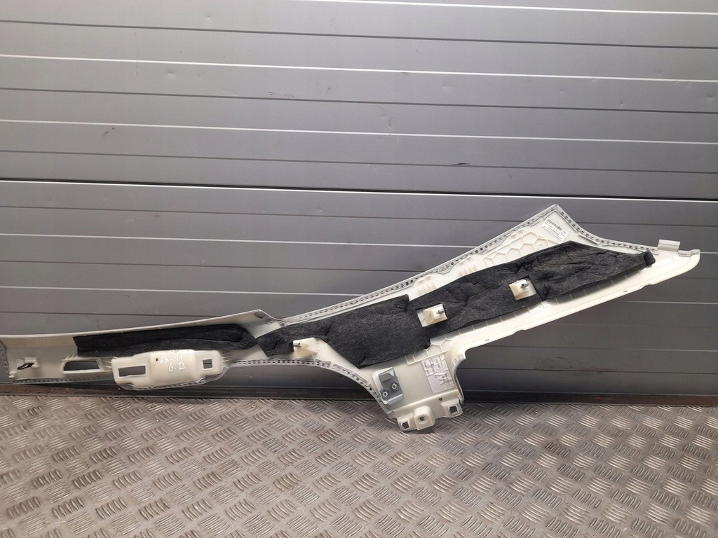 фото №7, Audi a8 s8 d4 4h 2013 задня сторона права захист верхній стійка / d