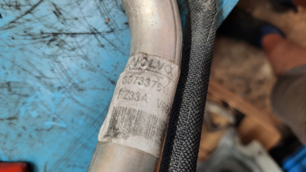 фото №6, Шланг кондиціонера 30733781 volvo v60 s60 2.0 d3