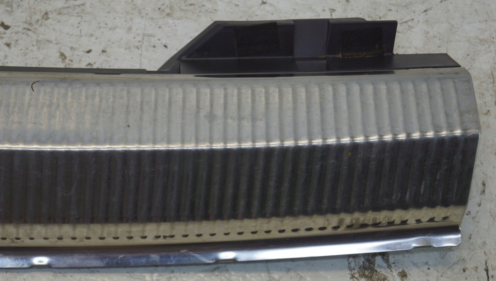 Накладка поріг багажника audi a4 b8 універсал 8k9864483c Ціна