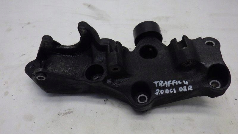 фото №1, Кронштейн основа генератора trafic ii vivaro a 2.0 dci 117507568r
