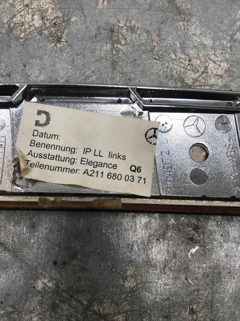 фото №7, Молдинг dekor консолі mercedes w211 a2116800371