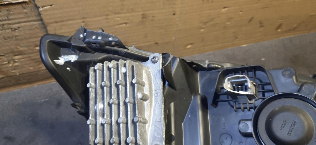 Фара лівий перед передня full led renault talisman 260606722r Недорого