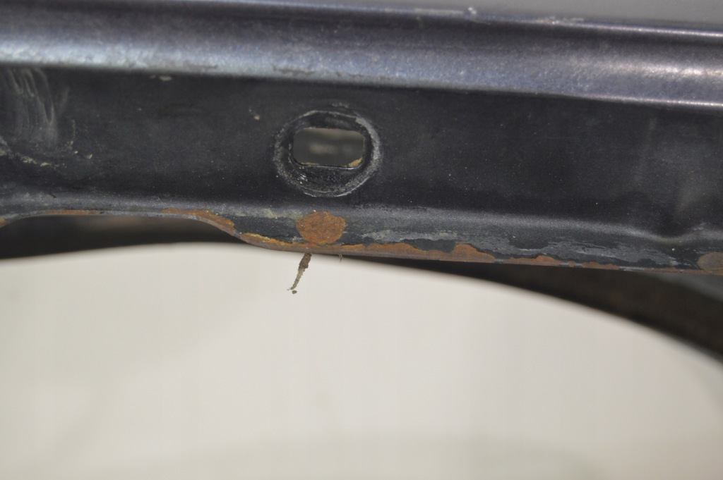 Крила лівий перед mercedes w126 560se 560sel 1268813101 Недорого