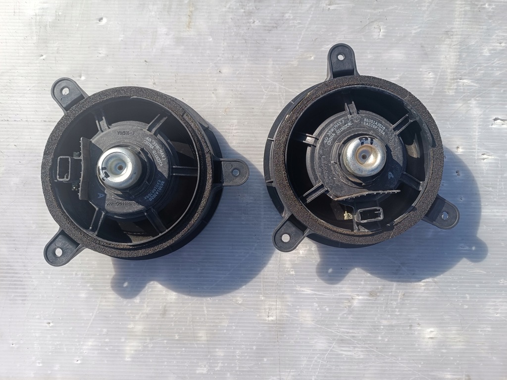 фото №1, Subaru legacy outback v динамик дверь оригинальный задняя