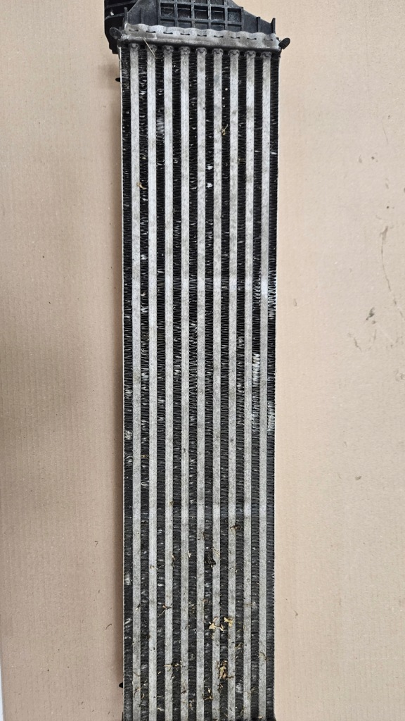 Радіатор інтеркулер mercedes cla b-k a2465008500 Київ