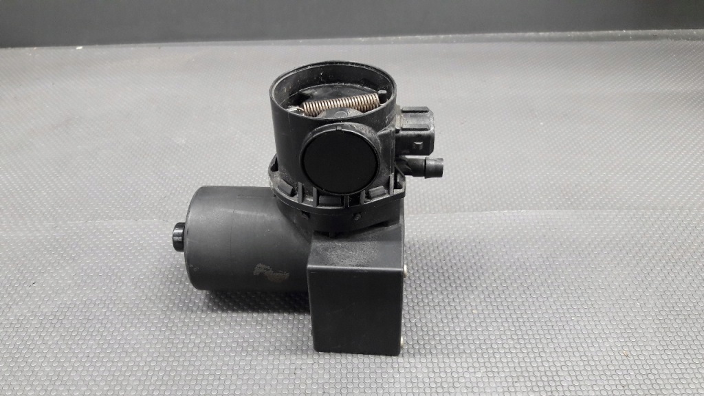 Купити Насос центрального замка vw polo iii