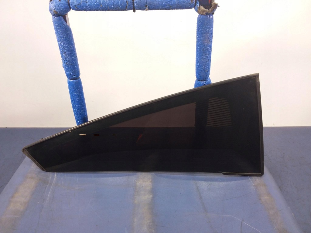 фото №1, Citroen c6 скло кузовна права задня