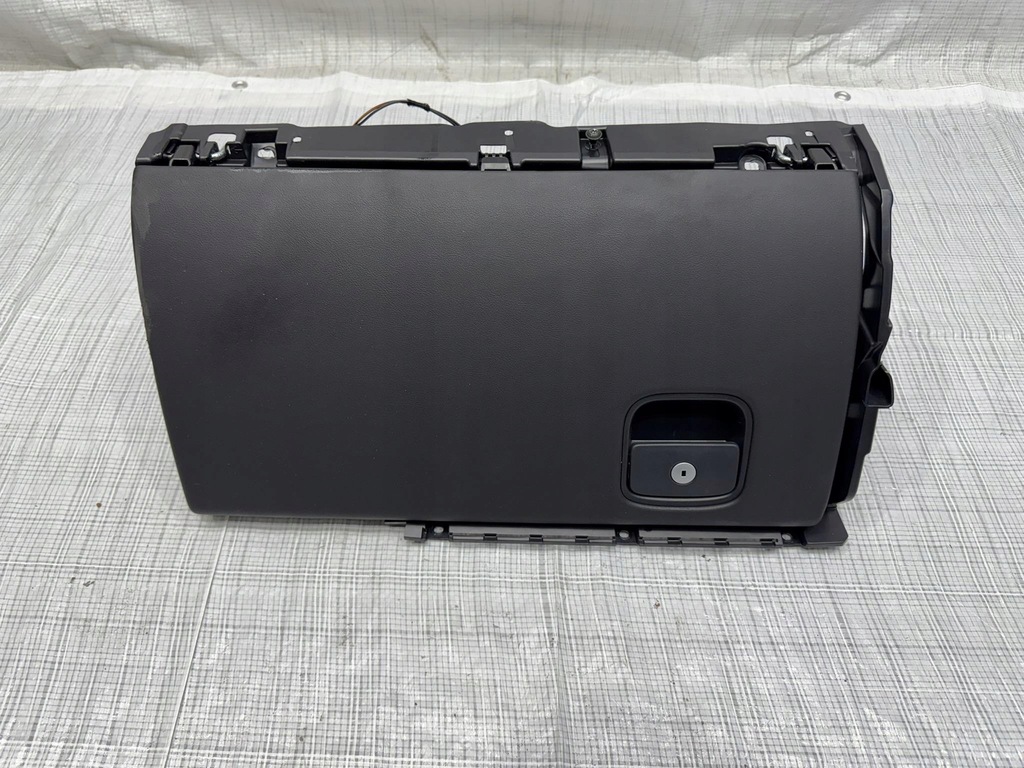 фото №1, Бардачок пасажира jaguar f-pace lift r-dynamic 23-