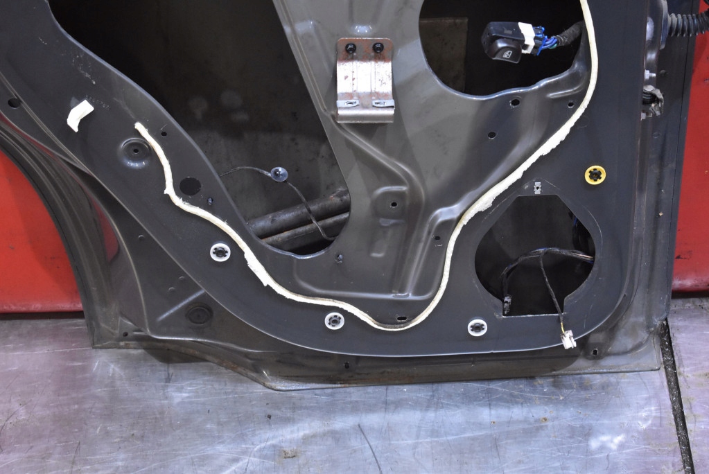 фото №15, Дверь левая задняя задние серые chevrolet hhr 1 i 05-11