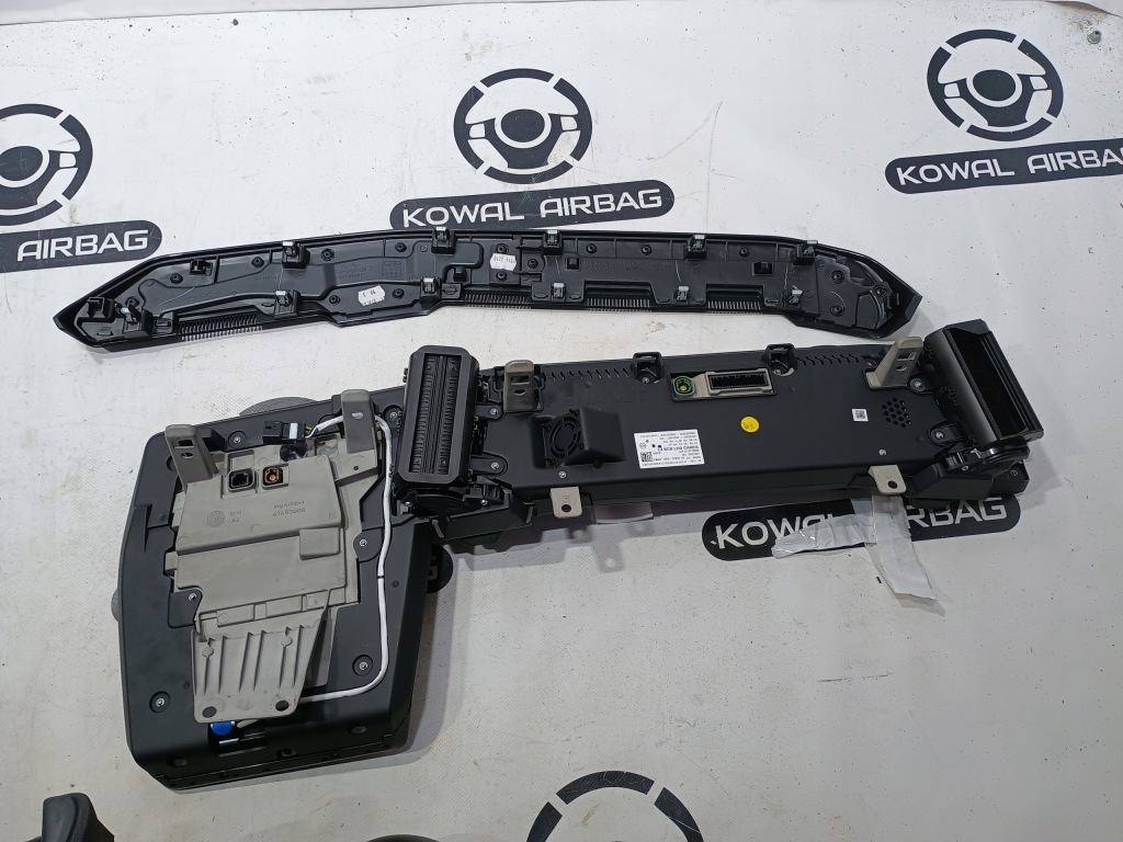 Купить Renault megane v e-tech дисплей панель панель радио экран navi gps