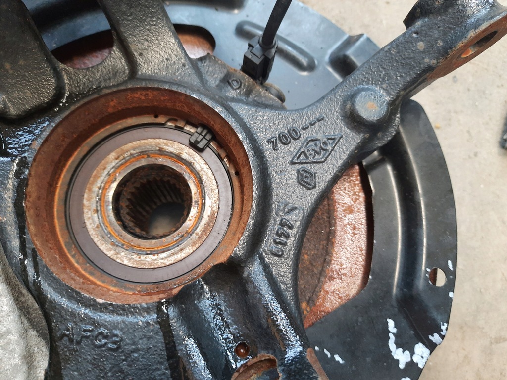 фото №6, Megane iv 1.5dci поворотный кулак амортизатор правый kpl.