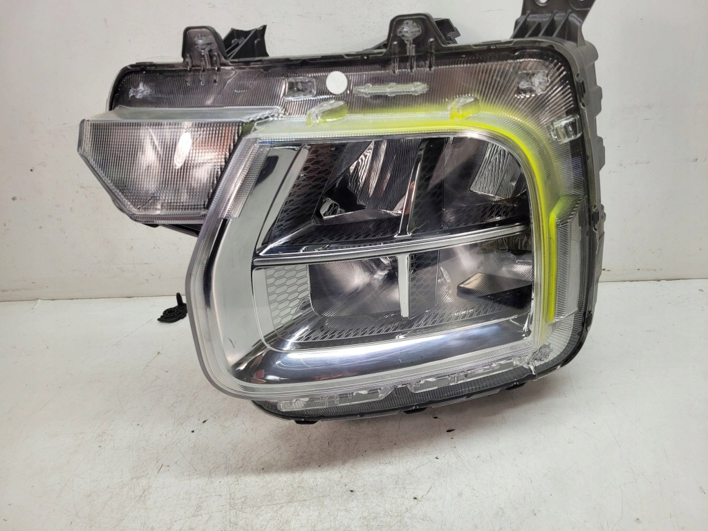 Купить Hyundai staria левая передняя фара full led европа 92101cg100