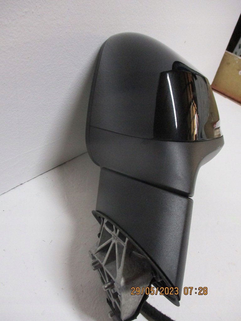 фото №11, Дзеркало дзеркало bmw 2 u06 камера праве ліва