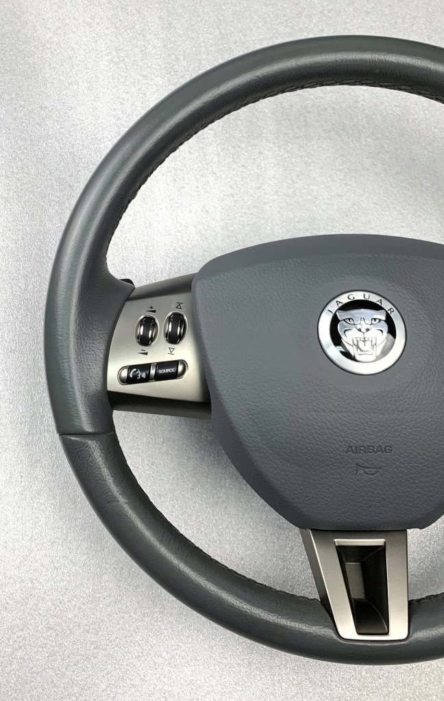фото №7, Воздуховод с подушка безопасности jaguar xf x250 серая кожа мультифункция лепестки переключения
