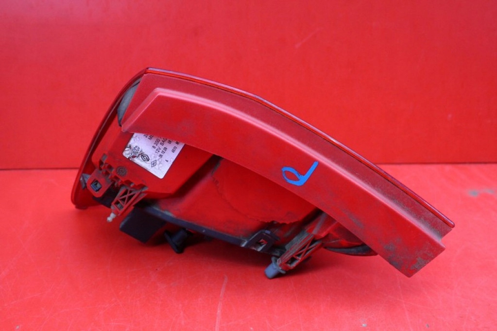 фото №4, Лампа правая задняя задняя 8200700047 renault thalia 2 ii 08-12