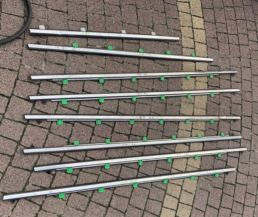 фото №11, Молдинг уплотнитель дверь honda cr-v iii 3 перед правая 06-11