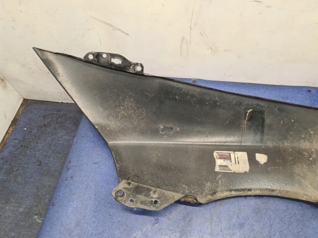 Купить Skoda octavia 2 крыло  перед правый  lf7v