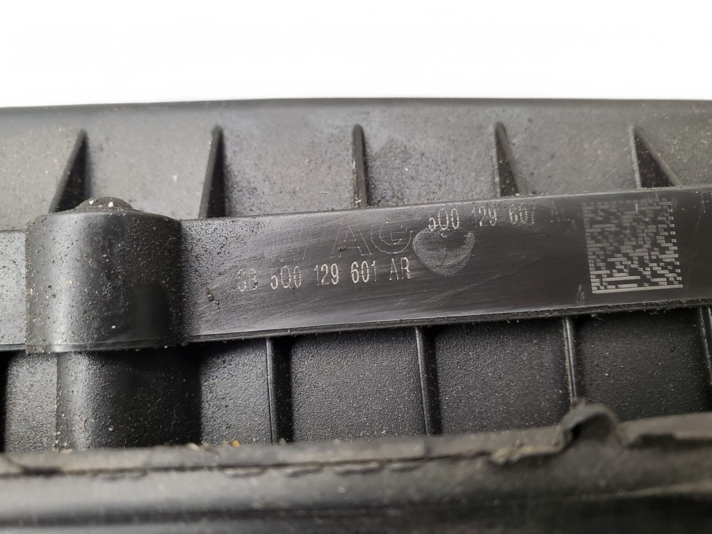фото №8, Volkswagen tiguan 5q0129601ar корпус фільтрів повітря