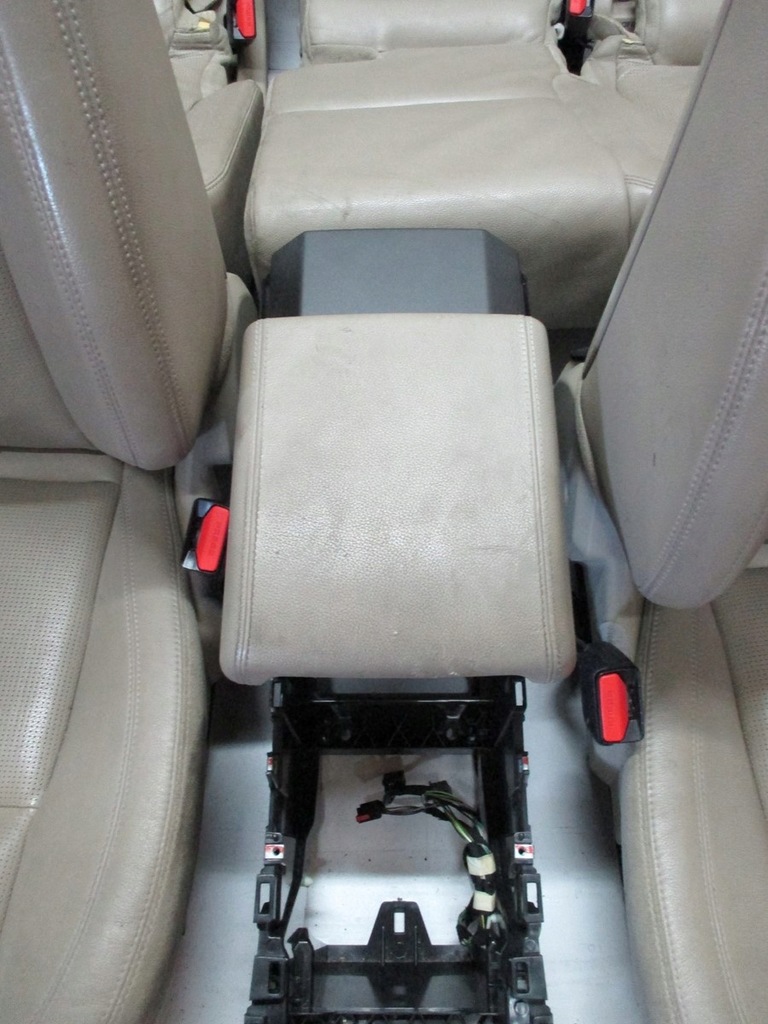 фото №10, Сидіння оббивка шкіра land rover discovery sport