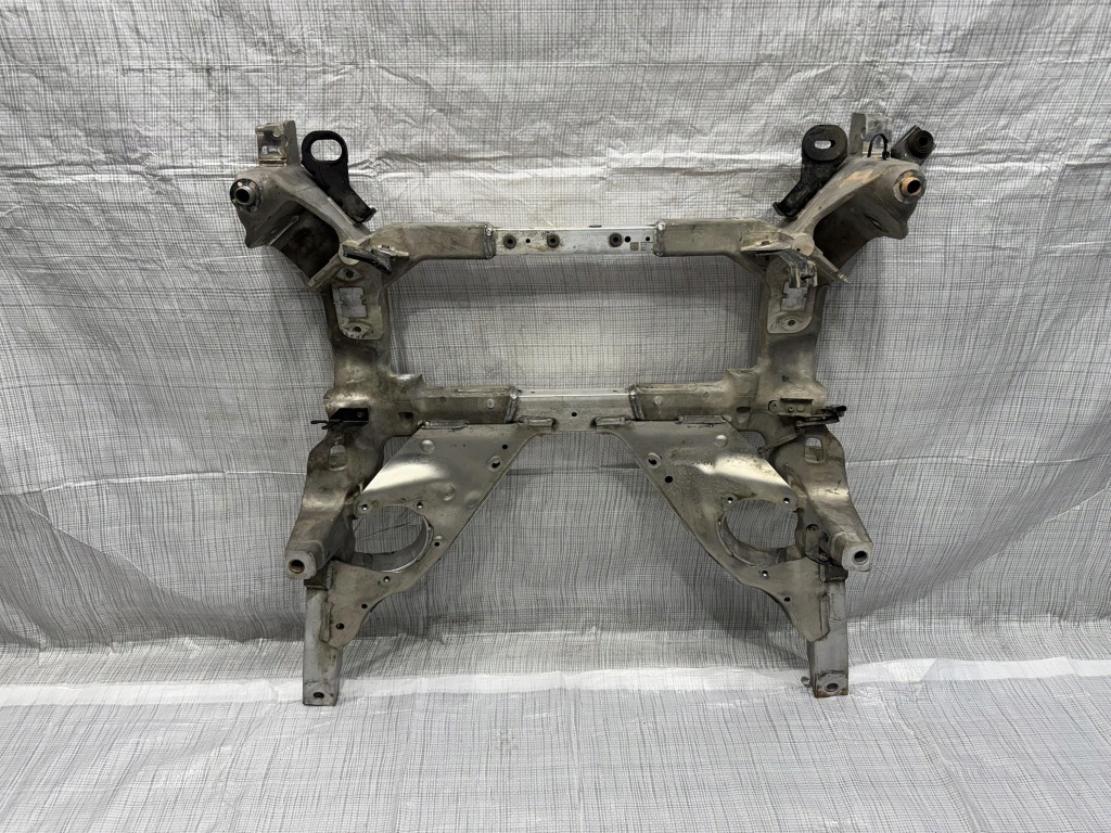 фото №1, Подрамник maserati grecale gt 6702170190